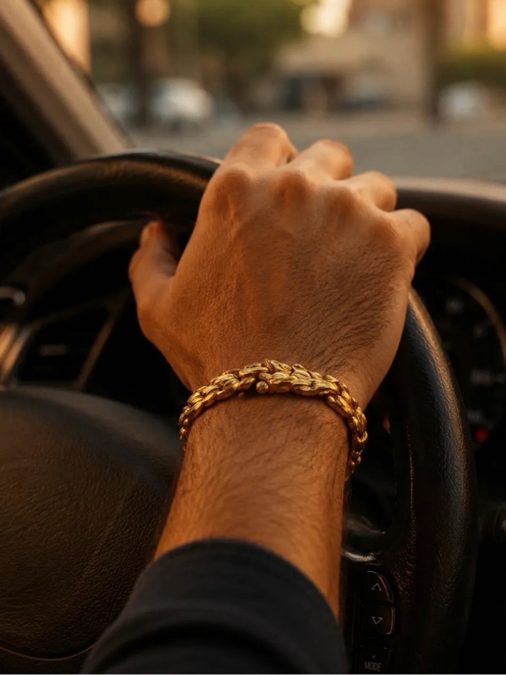 Vivid Yellow-Gold Dragon Link Bracelet